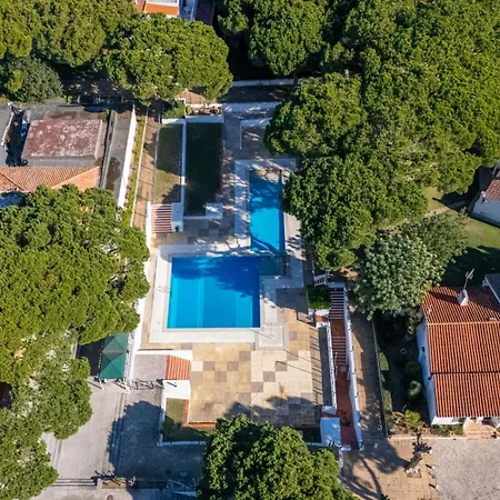 Acoteias W Pool By Lovelystay