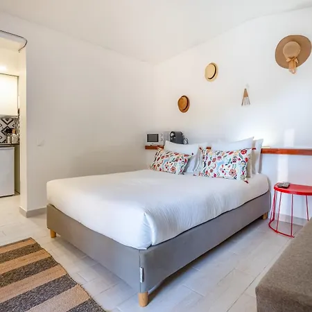 Apartment Acoteias W Pool By Lovelystay *
