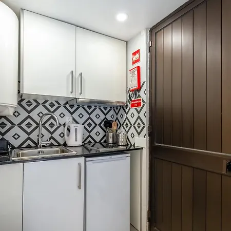 Apartment Acoteias W Pool By Lovelystay *